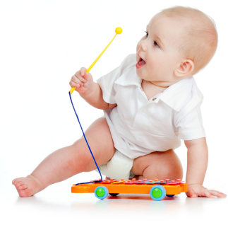 С 3 до 6 месяцев двигательная активность ребенка увеличивается