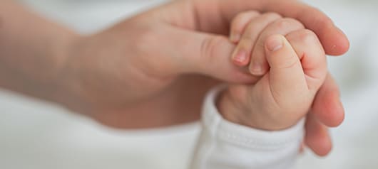 Ребенок, рожденный путем операции кесарева сечения