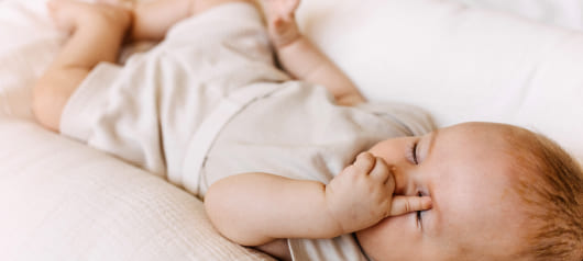 Нарушения сна у младенцев: как помочь?