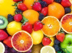 Какие фрукты можно  при грудном вскармливании