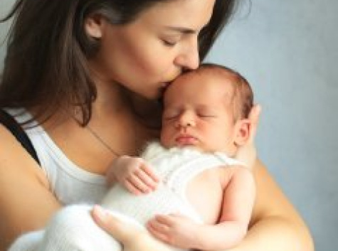 Уход за новорожденным ребенком в первые дни жизни