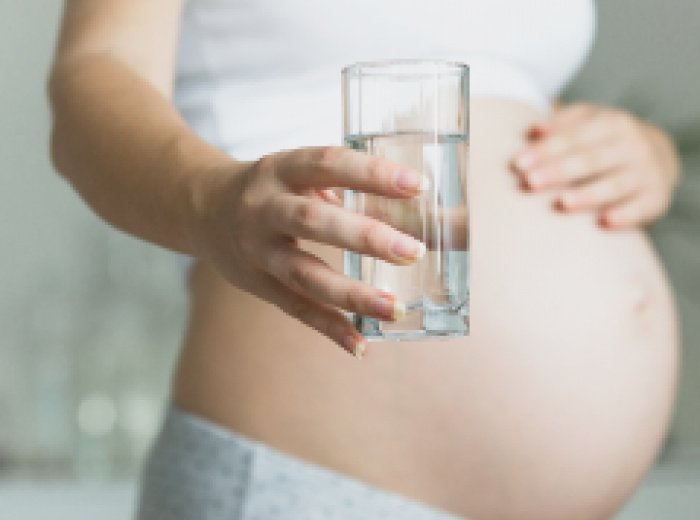 Что можно пить беременным женщинам